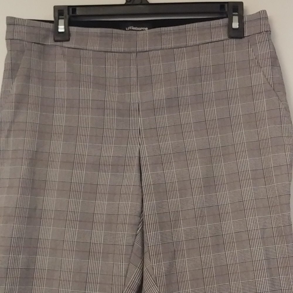 Liz Claiborne career pants - Picture 2 of 8